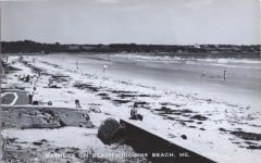 Higgins Beach - Bathers on Beach - Higgins Beach, ME - 95.78.4