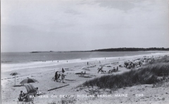 Higgins Beach - Bathers on Beach - Higgins Beach, ME - C98 - 95.78.3