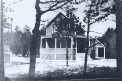 Locale-Prouts-Neck-House-on-Harmon-St.-96.13.4-EE