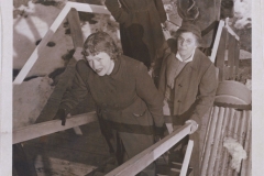 Organizations-WW2-Ground-Observers-Posts-WWII-Ground-Observers-climbing-stairs-90.45.1c