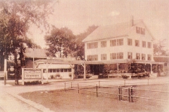 Restaurants - Moulton House (3 stories with fence) - 97.32.40a