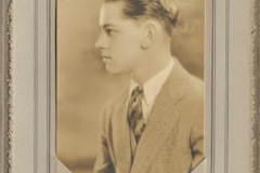 Clayton-Urquhart-SHS-Class-1929-2001.38.15