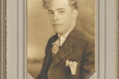 Ernest-Bowley-Shrimp-SHS-Class-1929-2001.38.16