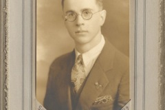 Urbain-Archambaue-valedictorian-SHS-Class-2001.38.11